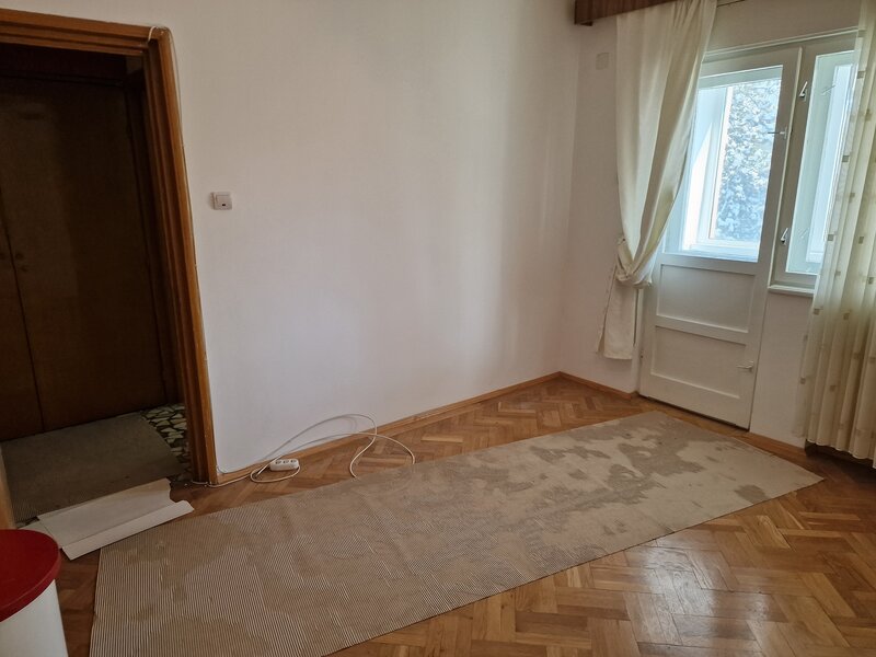 Bucuresti Noi, Pajura Hrisovului, oferta inchiriere ap. 2 cam. in vila