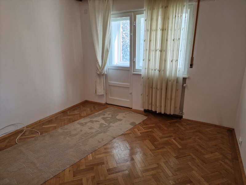 Bucuresti Noi, Pajura Hrisovului, oferta inchiriere ap. 2 cam. in vila