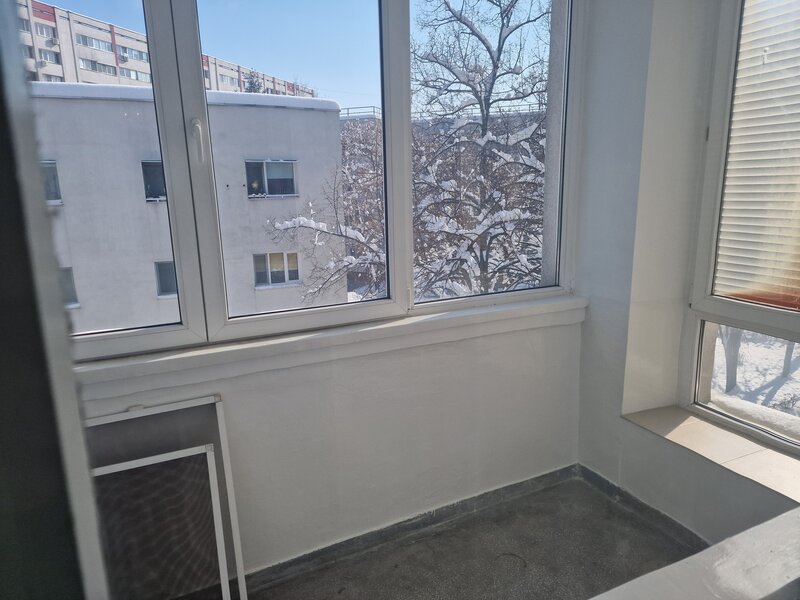 Bucuresti Noi, Pajura Hrisovului, oferta inchiriere ap. 2 cam. in vila